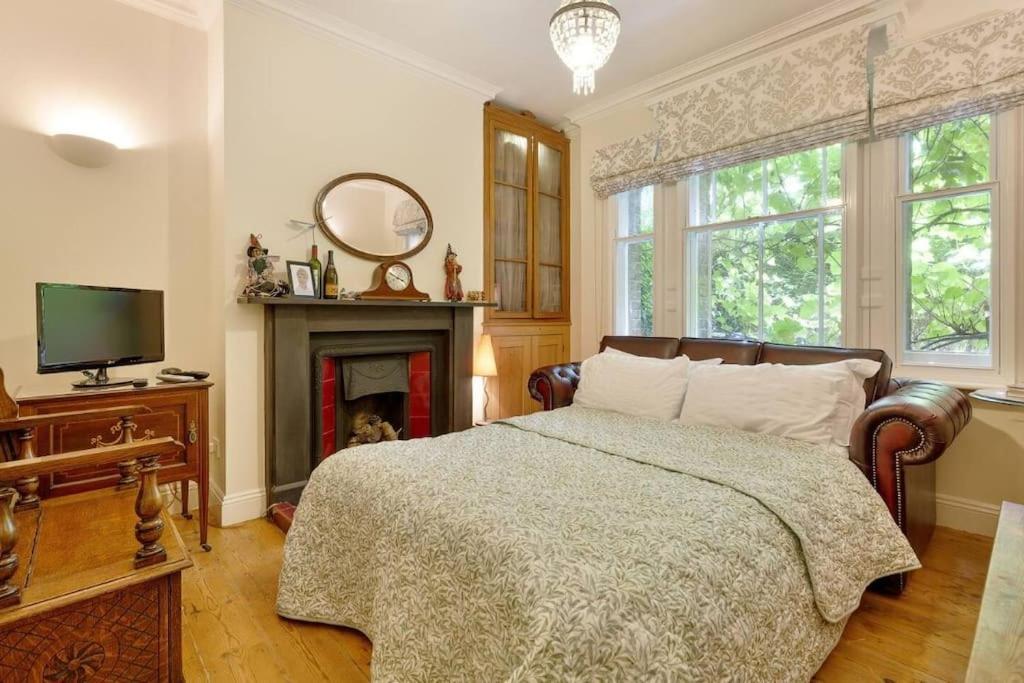 Windsor/Legoland/Ascot Charming 3Br Home In Centre Экстерьер фото