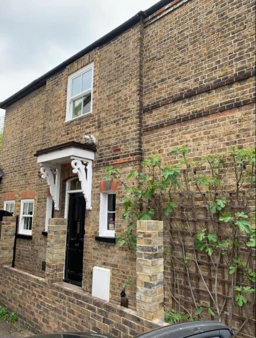 Windsor/Legoland/Ascot Charming 3Br Home In Centre Экстерьер фото