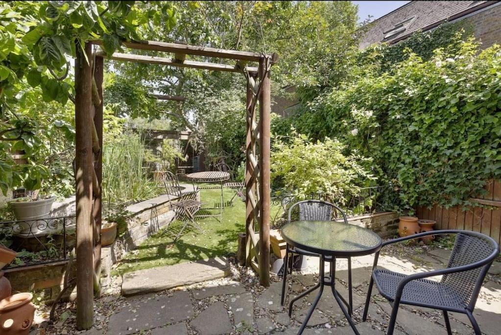 Windsor/Legoland/Ascot Charming 3Br Home In Centre Экстерьер фото